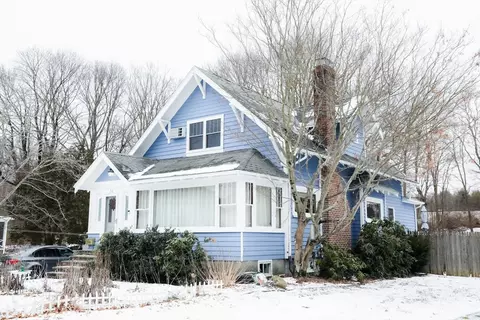20 Klebart Ave, Webster, MA 01570