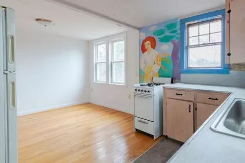 Kitchen - 40 Pine Pt, Wellfleet, MA 02667 photo 1 of 4