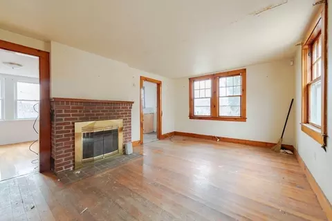 Living - 40 Pine Pt, Wellfleet, MA 02667 photo 1 of 1