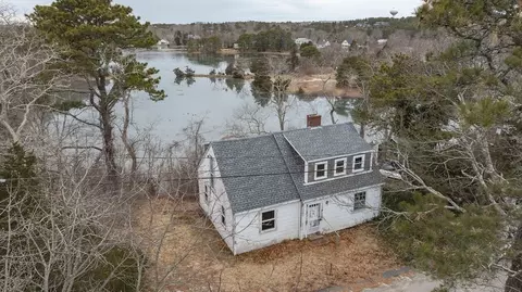 40 Pine Pt, Wellfleet, MA 02667
