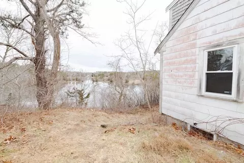 Exterior - 40 Pine Pt, Wellfleet, MA 02667 photo 3 of 5