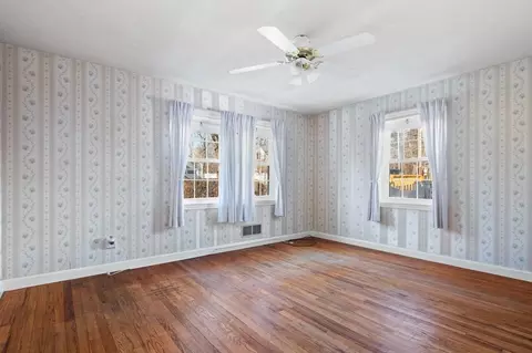 Other - 31 Sunset Dr, Beverly, MA 01915 photo 5 of 11
