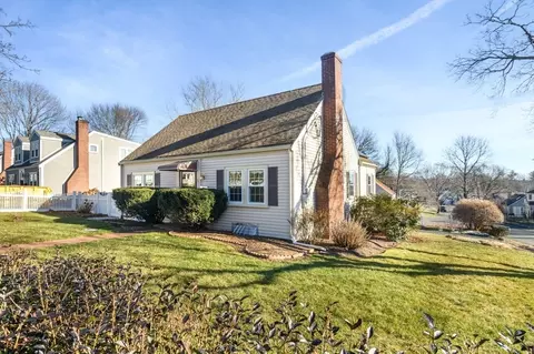 Exterior - 31 Sunset Dr, Beverly, MA 01915 photo 2 of 8