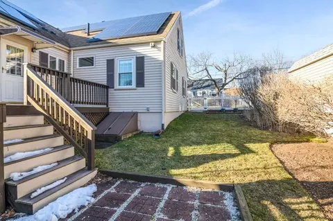 Exterior - 31 Sunset Dr, Beverly, MA 01915 photo 8 of 8