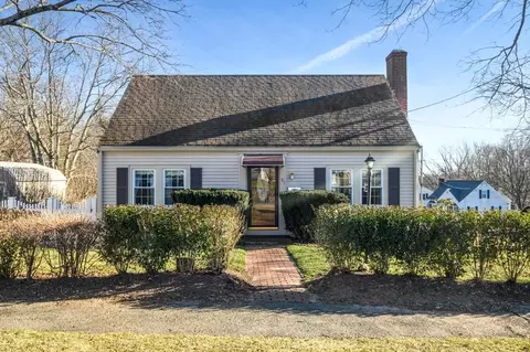 31 Sunset Dr, Beverly, MA 01915