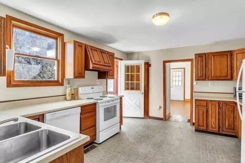 Kitchen - 87 Main St, Williamsburg, MA 01096 photo 1 of 4