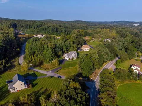 View/Area - 160 River Rd W, Berlin, MA 01503 photo 2 of 2