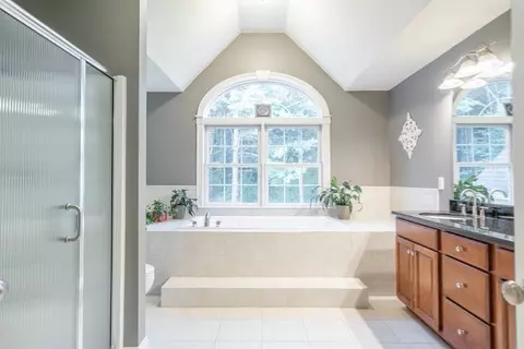 Bath - 160 River Rd W, Berlin, MA 01503 photo 2 of 3
