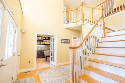 Entry Way - 160 River Rd W, Berlin, MA 01503 photo 1 of 3