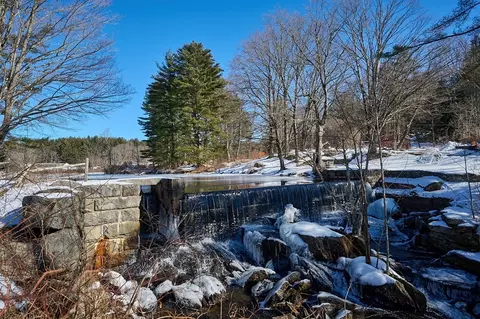 Exterior - 312 Zoar Rd, Rowe, MA 01367 photo 6 of 7