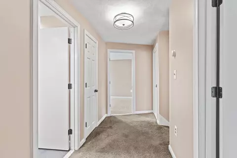 Entry Way - 17 Dibble Rd, Lynn, MA 01904 photo 1 of 1