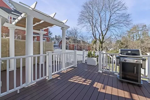 Exterior - 11 Gregory St, Marblehead, MA 01945 photo 7 of 12