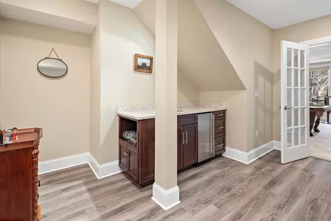 Living - 2 Backriver Rd #2, Hingham, MA 02043 photo 8 of 8