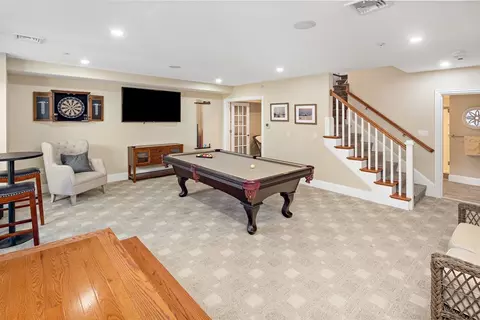 Living - 2 Backriver Rd #2, Hingham, MA 02043 photo 7 of 8