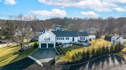 10 Windy Hill Rd, Cohasset, MA 02025