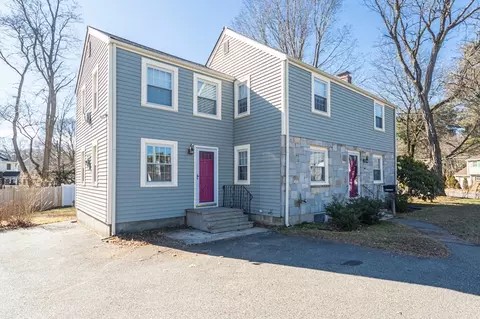 22 Hartford St, Natick, MA 01760