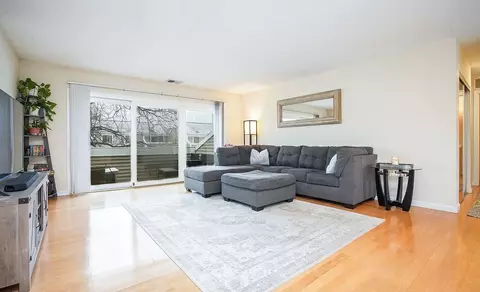 75 Nassau Dr #75, Springfield, MA 01129 photo 2