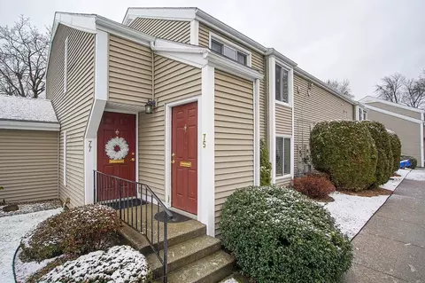 75 Nassau Dr #75, Springfield, MA 01129