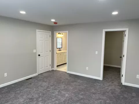 Bedroom - 18 Crane St, Springfield, MA 01104 photo 1 of 1