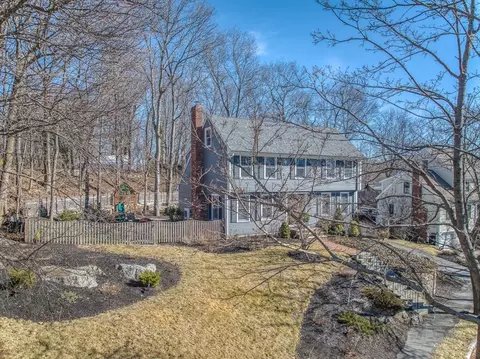 Exterior - 36 James St, Beverly, MA 01915 photo 4 of 12