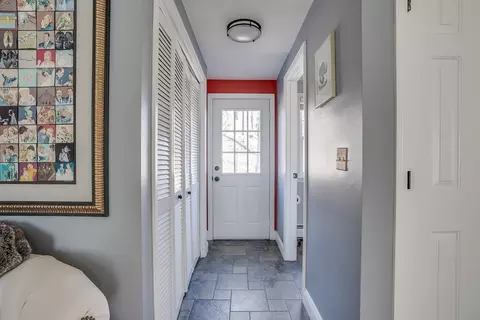 Entry Way - 36 James St, Beverly, MA 01915 photo 1 of 1