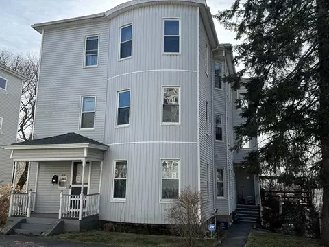 Exterior - 66 Fifth Ave, Worcester, MA 01607 photo 4 of 5
