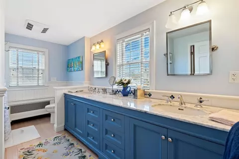 Bath - 27 Cornell Rd, Marblehead, MA 01945 photo 2 of 2