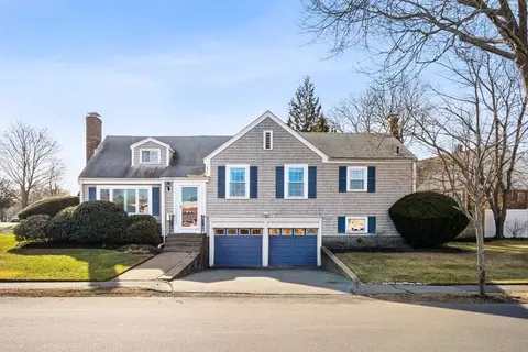 27 Cornell Rd, Marblehead, MA 01945