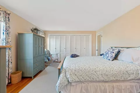 Bedroom - 27 Cornell Rd, Marblehead, MA 01945 photo 2 of 4