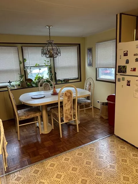 112 Beechwood Rd, Halifax, MA 02338
