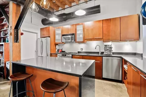 60 Dudley St #17, Chelsea, MA 02150