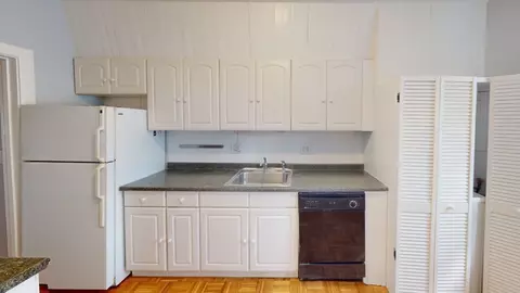 19 Hamilton Rd #2, Brookline, MA 02446 photo 8