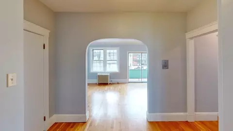 19 Hamilton Rd #2, Brookline, MA 02446 photo 3