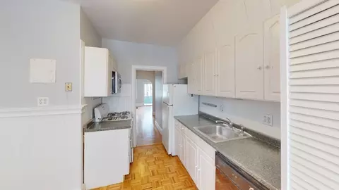 19 Hamilton Rd #2, Brookline, MA 02446 photo 13