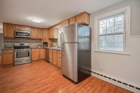 Kitchen - 84 Meadowbrook Rd, Springfield, MA 01128 photo 3 of 5