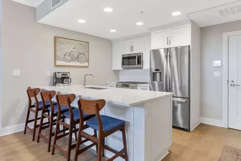 353 Summer St #209, Somerville, MA 02144