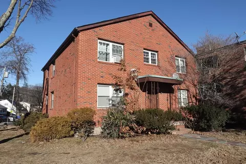 728 Cummins Hwy #7, Boston, MA 02126