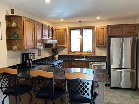 Kitchen - 15 Appleton Cmn #15/7A, Franklin, MA 02038 photo 1 of 2
