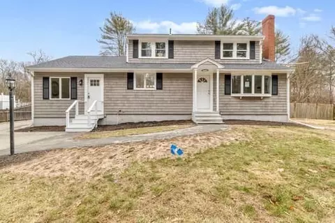 221 Plain St, Hanover, MA 02339