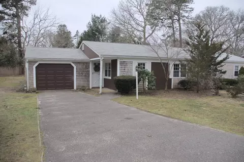 7 Katharyn Michael Rd #7, Yarmouth, MA 02675