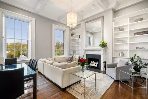 182 Beacon St #6, Boston, MA 02116