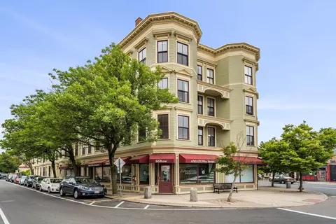64 Bow St #B, Somerville, MA 02143