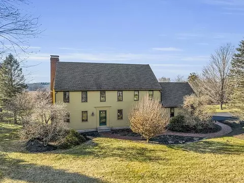332 Still River Rd, Harvard, MA 01451