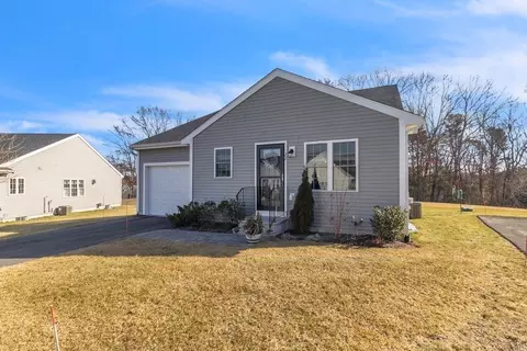 22 Blissful Meadow Dr #22, Plymouth, MA 02360