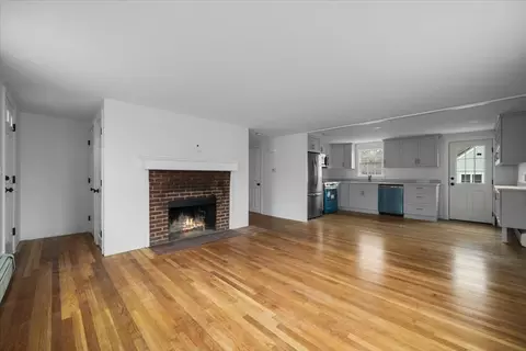 Living - 12 Maple Ter, Dennis, MA 02660 photo 4 of 4
