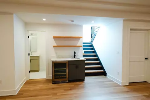 Living - 22 Defrancesco Cir, Needham, MA 02492 photo 3 of 3