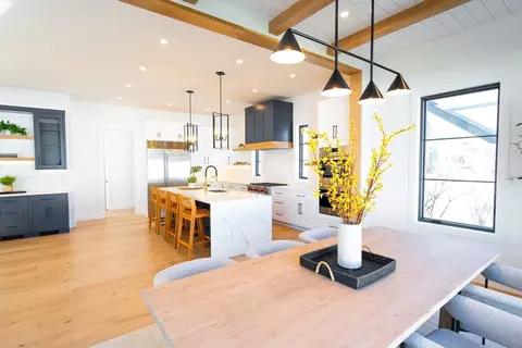 Kitchen - 22 Defrancesco Cir, Needham, MA 02492 photo 3 of 3