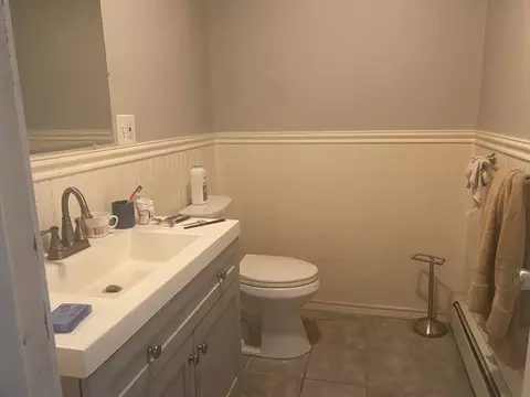 27 Walter St, Chicopee, MA 01013 photo 7