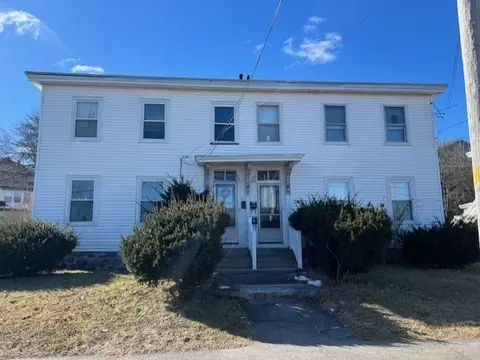 100-102 Railroad St, Methuen, MA 01844