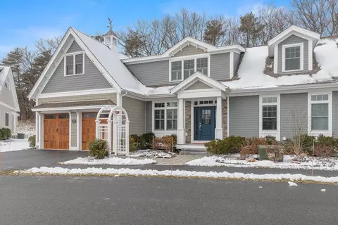 8 Canter Brk #8, Hamilton, MA 01982